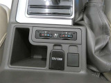 シートベンチレーション付きです。シートと密着部分の空気を換気して蒸れを防いでくれるので、暑い時期も快適に過ごせます♪一度使ったら手放せません!