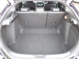◆定員乗車時のカーゴルームです。普段のお買い物の荷物やたくさんの収納が可能です。