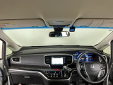 【前方視界】開放的な前方視界!運転がしやすく疲れにくいです♪窓が大きく、見通しがとっても良いおクルマですよ♪