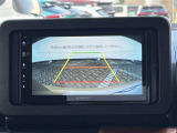 狭い駐車場や立体駐車場などもリアルに映るバックガイドモニター付でラクラク駐車♪