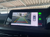 バック時の後方をサポートします。&rdquo;RearAssist&rdquo;