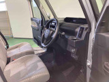納車前にはプロのメカニックが点検、整備を行いますので安心してお乗り頂けます!!