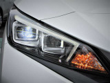 ナイトドライブの味方として人気のLEDヘッドライト! 夜間の視界を確保して安全な走行をサポ-トしてくれます。