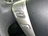 ステアリングスイッチ装備!運転しながら手元でオーディオの操作などができます。