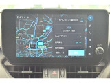 ディスプレイオーディオを装備。スマホとクルマをつなぐことで、これまでのナビに加えて、いろんなサービスが楽しめます。