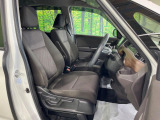 運転席シート廻りは使用感も少なく、良好な状態となっています。前オーナー様が丁寧に使っていたことがよくわかりますね。