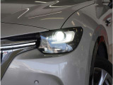 【LEDヘッドライト】省電力で長寿命の明るく運転しやすいLEDヘッドランプです。明るく照らすので暗い夜道からお客様を守ってくれます。お近くの広島マツダまでお越しください。