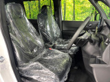 もちろん車内はキレイです♪よりクリーンな状態をキープしたいお客様には『ナノゾーンコート』がおすすめ!新型コロナウイルス対策や、除菌・消臭に効果を発揮し多くの方にご好評いただいております。