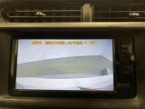 【バックモニター】駐車時に後方がリアルタイム映像で確認できます。大型商業施設や立体駐車場での駐車時や、夜間のバック時に大活躍?