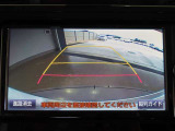 バックガイドモニターで、後方を確認しながら安心して駐車することができます。運転初心者も熟練者も必須の機能ですよ!