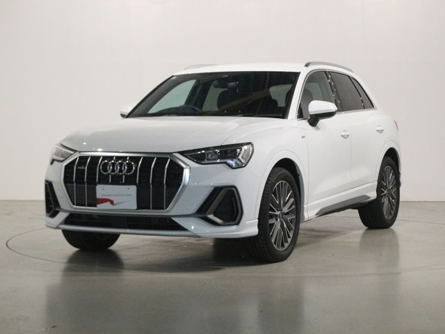 Q3  35 TDI クワトロ Sライン ディーゼルターボ 4WD