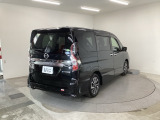 セレナ 1.2 e-POWER ハイウェイスターV 
