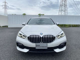 ご納車前には、BMWを熟知したメカニックによる100項目の点検・整備を行います。不具合箇所、交換時期に達している部品に関しましては、全て当社負担で交換してからのご納車となります。