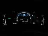 展示車は全てトヨタの車を知り尽くしたエキスパートが基本性能に関わる機能や状態を徹底的にチェックしています。消耗部品の事前交換など法定12ヶ月点検相当の点検・整備を必ず実施しています。