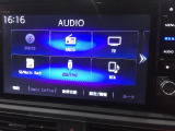 フルセグテレビ搭載。DVD・CD再生にも対応しています。