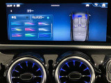 車内を彩るアンビエントライト。いつでもお好みの室内空間を演出してください。