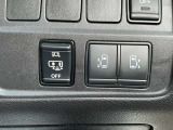 ハンズフリー両側電動スライドドアです。大変便利ですよ!