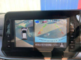 アラウンドビューモニターが装備されてるから、駐車場での車庫入れや、狭い道での走行もカメラで確認が出来るので安心。