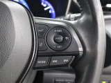 レーダークルーズコントロール作動時に車線維持に必要な運転操作の支援を行う「レーントレーシングアシスト(LTA)」を搭載しています。