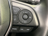 【レーダークルーズコントロール】高速道路での長距離走行が楽に!!自動で速度を保つクルーズコントロールが、衝突軽減システムと連携し、前方の車両を感知して車間を保つように速度調節してくれます!!