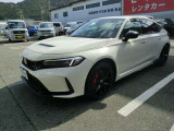 シビックタイプRレーシングブラックパッケージ入庫しました!人気のチャンピオンシップホワイトです!ソニックグレーも選べます!