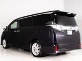★展示前点検実施★特殊な機材も用いて、全車点検を実施しております!