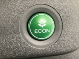★ECONスイッチ★ エコドライブを加速しよう!スイッチをONにすると、運転の仕方によるロスを抑え込み燃費をよくするようクルマが頑張ります(*^ー^*)燃費向上にチャレンジ♪