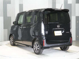 色々なお店で販売しているHonda車ですが、アフターサービスも全てお任せ頂けるのは「HondaCars正規販売店」だけ!ご納車後もお住まいの地域の販売店にて アフターサービスをお任せいただけます。