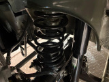 お車を安心してお乗りいただく為には、足回りの定期点検が欠かせません。サービスサポート(有償保証)では無料点検もご提供しており、安心のカーライフをお過ごしいただけるサポート体制が整っています。