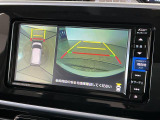【フロントワイドビュー】発進時や狭い路地からの脱出などで重宝します。運転席から認識しづらい歩行者やクルマを確認することが可能!