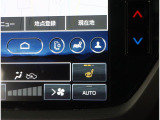 運転席、助手席にはシートヒーター機能を装備!電熱線を使用した暖房ですので、寒い季節や雨などで急に体が冷えてしまったとき等に便利で快適な機能です!