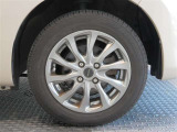 R7年式夏タイヤ165/65R14ダンロップ製です。