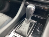 アクセルペダルを踏み込む量や速さに応じて変速パターンをし、人馬一体の運転感覚を発揮してくれる6速オートマ!