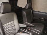 ゆとりある広々とした車内空間は、ドライブを始め買い物やレジャーなど、幅広く活躍します。一人でもみんなとでもお出かけを楽しみましょう!