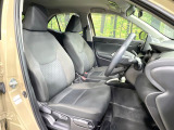 運転席シート廻りは使用感も少なく、良好な状態となっています。前オーナー様が丁寧に使っていたことがよくわかりますね。