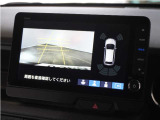 ◆リアワイドカメラシステム◆3種類の表示で後方確認をサポート♪セレクトレバーを「R」の位置に入れるとカメラ画像に切り替え。ノーマルビューでは従来のリアカメラと同様の標準的なビューで表示します!