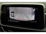 【リヤビューカメラ】【障害物センサー】付き。車庫入れの駐車時に便利な機能です。