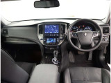 オシャレなインテリアで運転する気分も盛り上がりますよね^^