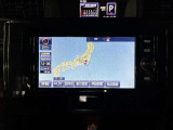 ディスプレイオーディオやカーナビは、現代のドライブにおいて欠かせない装備のひとつです。初めての場所でも迷いにくく、快適なルート案内で運転をサポートします。移動中のエンターテインメント性も高まります。