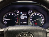 見やすいメーターレイアウトで運転をサポート!