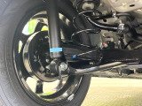 お車を安心してお乗りいただく為には、足回りの定期点検が欠かせません。サービスサポート(有償保証)では無料点検もご提供しており、安心のカーライフをお過ごしいただけるサポート体制が整っています。