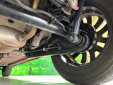 お車を安心してお乗りいただく為には、足回りの定期点検が欠かせません。サービスサポート(有償保証)では無料点検もご提供しており、安心のカーライフをお過ごしいただけるサポート体制が整っています。