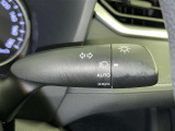 【オートライト】車外の明るさに応じて自動的にライトの点灯・消灯をしてくれます
