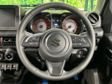 【純正革巻きステアリング】上質な革を使用することで、手にしっかり馴染みとても運転しやすいハンドルです♪