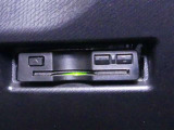 ETC車載機です。高速・有料道路の料金をキャッシュレスでスムーズに通過できます。