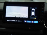 ◆バックカメラ◆リバースにするだけで映ります、後方の安全確認や、狭い駐車場での車庫入れ、雨の日や夜間など視界の悪い時に便利です!安全にバックする為には欠かせない装備です。