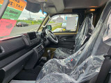当店にて納車前の内覧も大歓迎です。