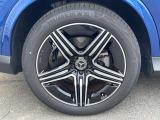 【アルミホイール】20インチのAMG5スポークアルミホイールを装着