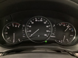 視界の整理やメーター周りの情報配置もシンプルで、運転中に余計なストレスを感じにくい点は大人向けの装飾と言えます♪