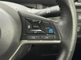 【プロパイロット】日産イチオシの運転支援システムです。全車速域追従式クルーズコントロールやレーンキープで長距離運転をアシストしてくれます。
